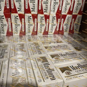 Thuốc Lá Marlboro Gold ( FLIP-TOP-BOX ) ( Hàng Chuẩn Mỹ )