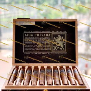 Liga Privada No. 10 周年纪念 Toro